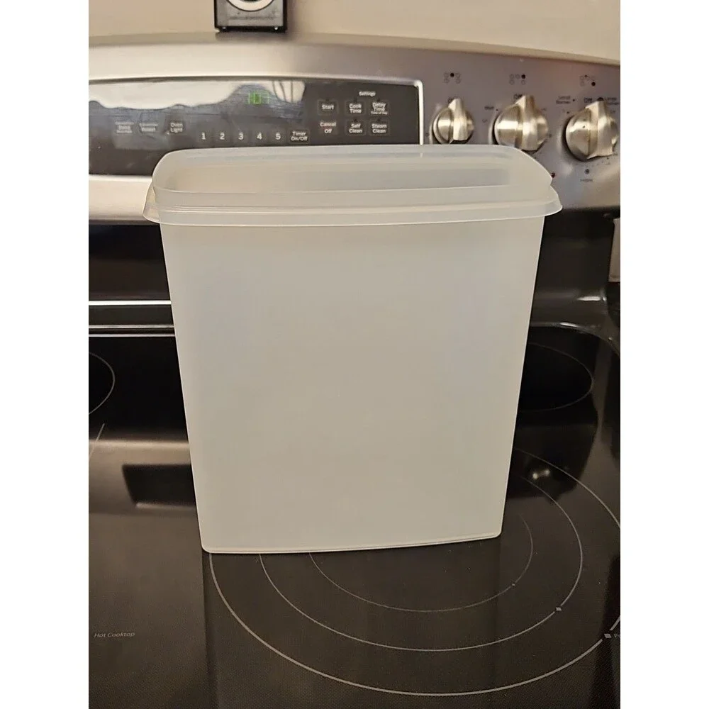 Tupperware excellent few